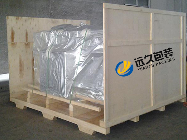 运输木箱的内部包装应根据货物的特性采用适当的填充材料